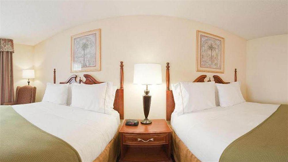 Holiday Inn Express Hotel & Suites Olive Branch By Ihg Eksteriør billede
