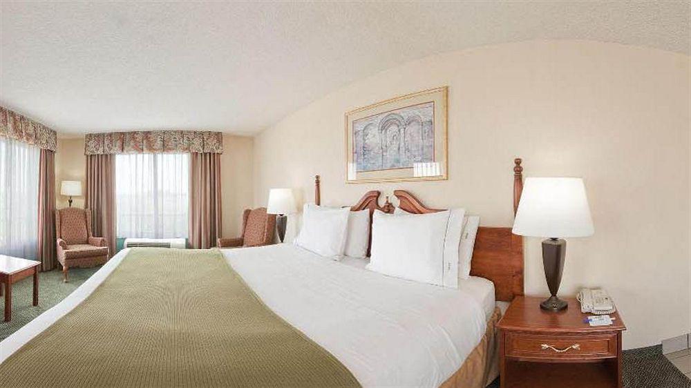 Holiday Inn Express Hotel & Suites Olive Branch By Ihg Eksteriør billede