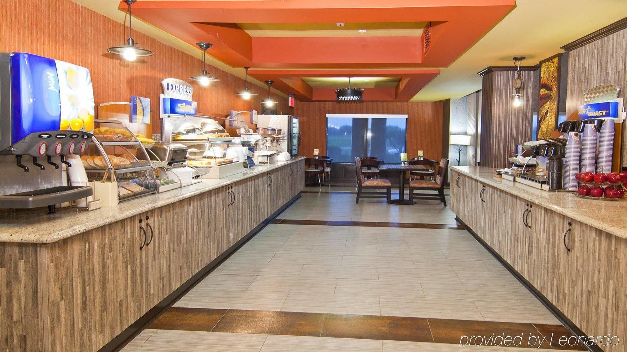 Holiday Inn Express Hotel & Suites Olive Branch By Ihg Eksteriør billede
